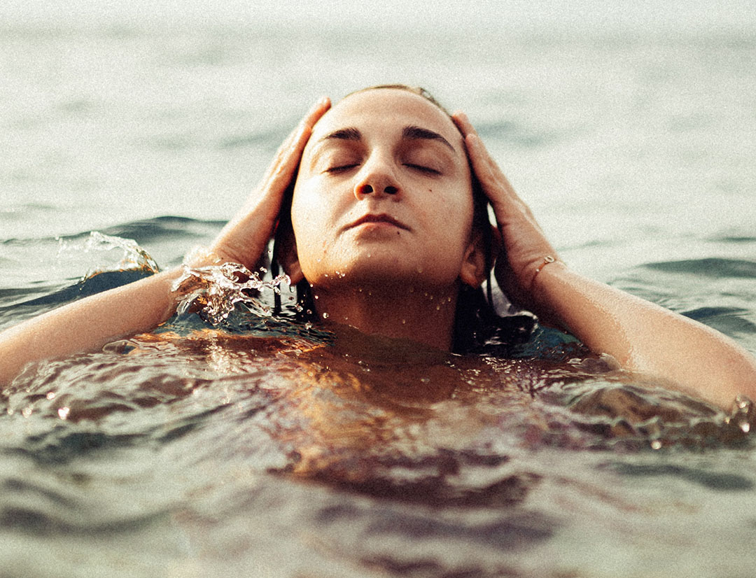 4 Reasons to Invest in a Hot Tub in Fort Collins1080x1080Social-4